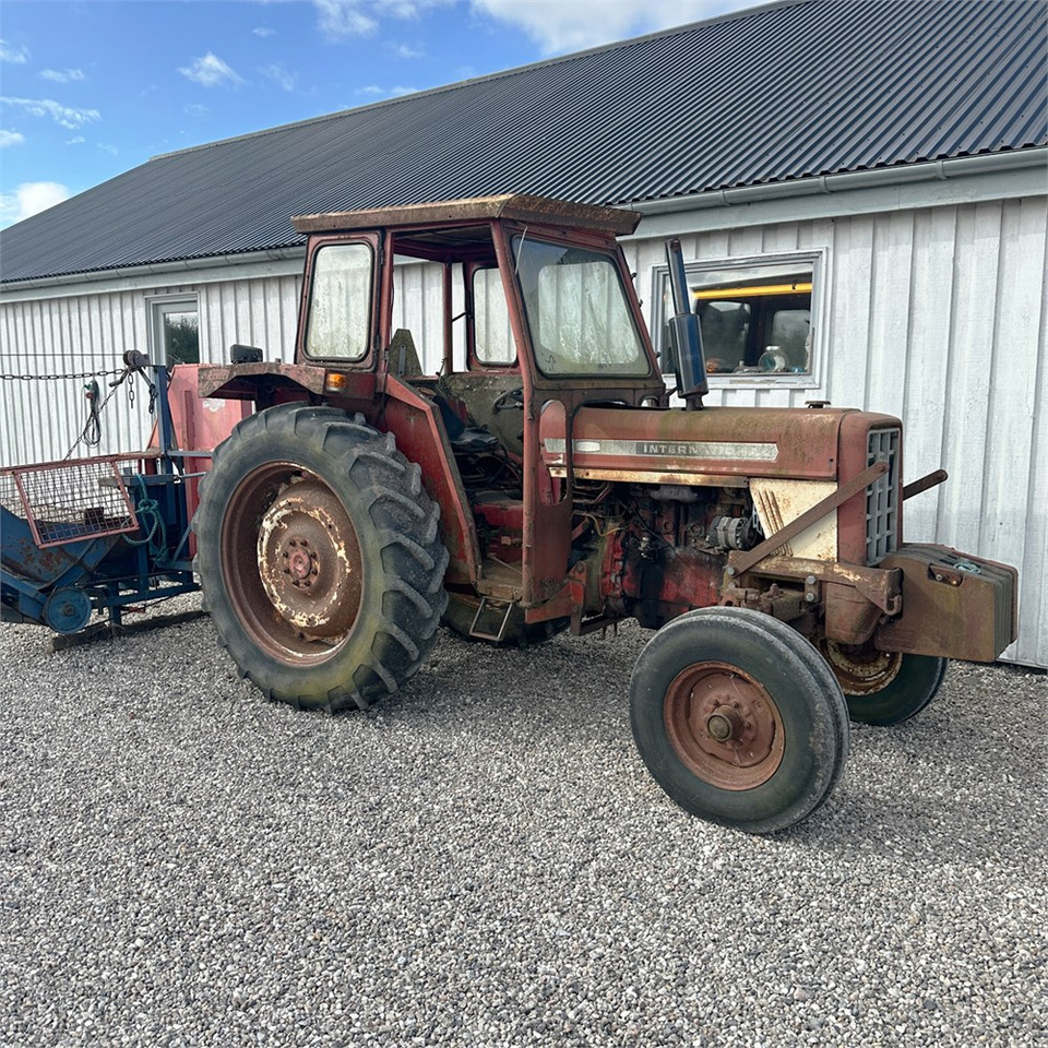 Trator International IH 474: foto 7