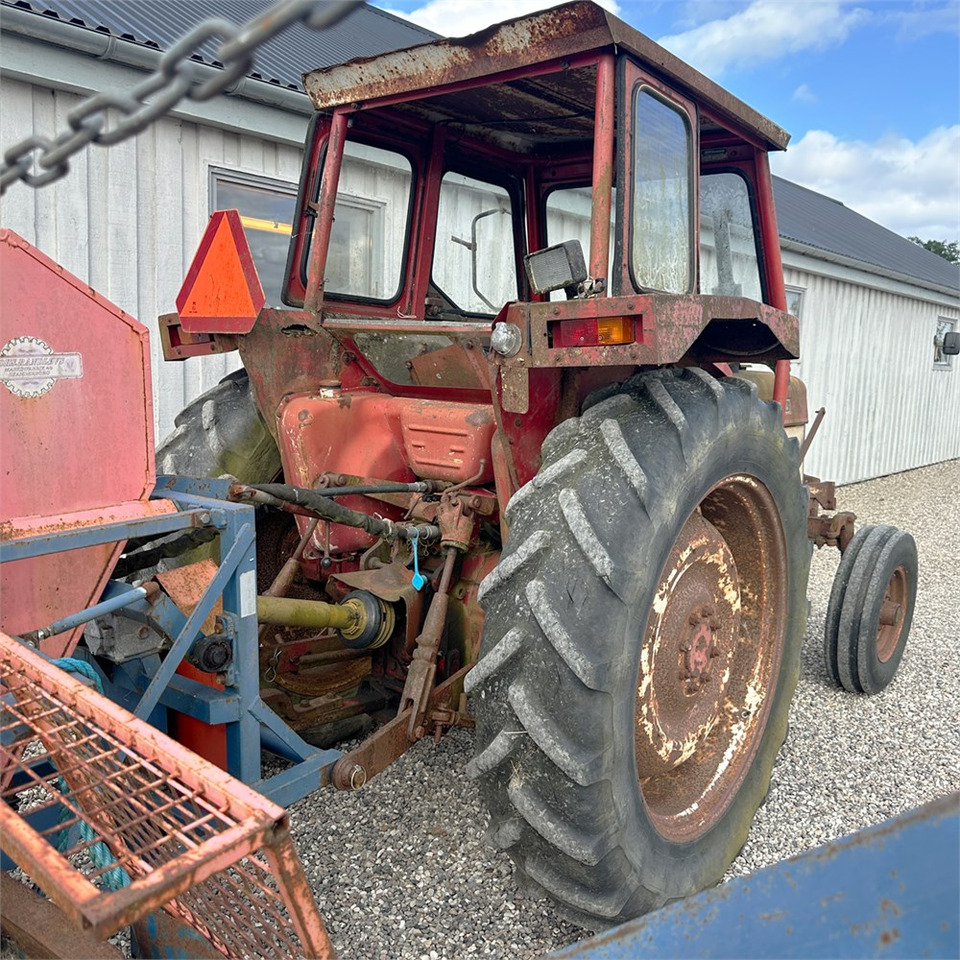 Trator International IH 474: foto 9