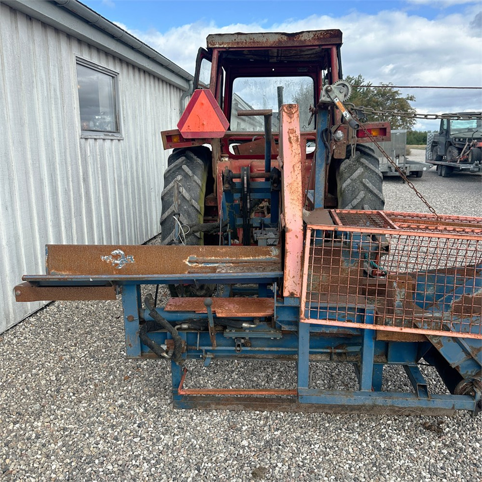 Trator International IH 474: foto 10