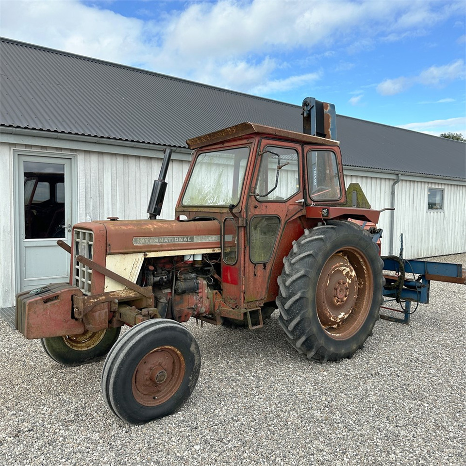 International IH 474 - Trator: foto 3 International IH 474 - Trator: foto 3