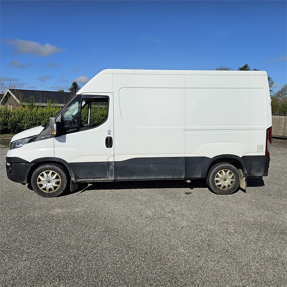 Iveco Daily 35s17 3,0D - Furgão: foto 3 Iveco Daily 35s17 3,0D - Furgão: foto 3