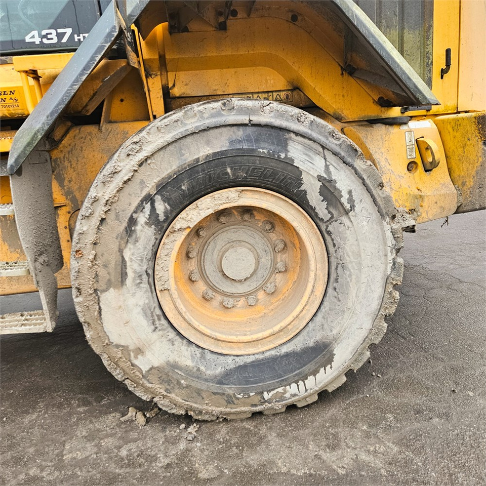 Pá carregadora de rodas JCB 437HT T4: foto 31