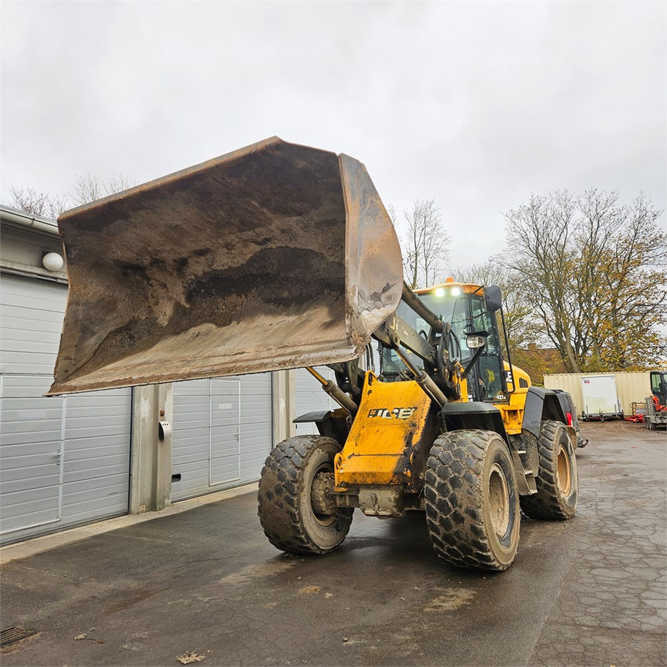Pá carregadora de rodas JCB 437HT T4: foto 10