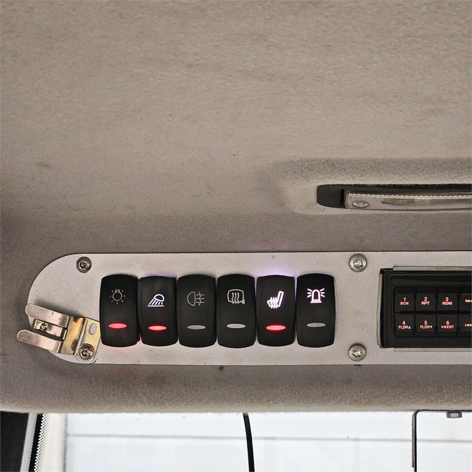 Pá carregadora de rodas JCB 437HT T4: foto 21