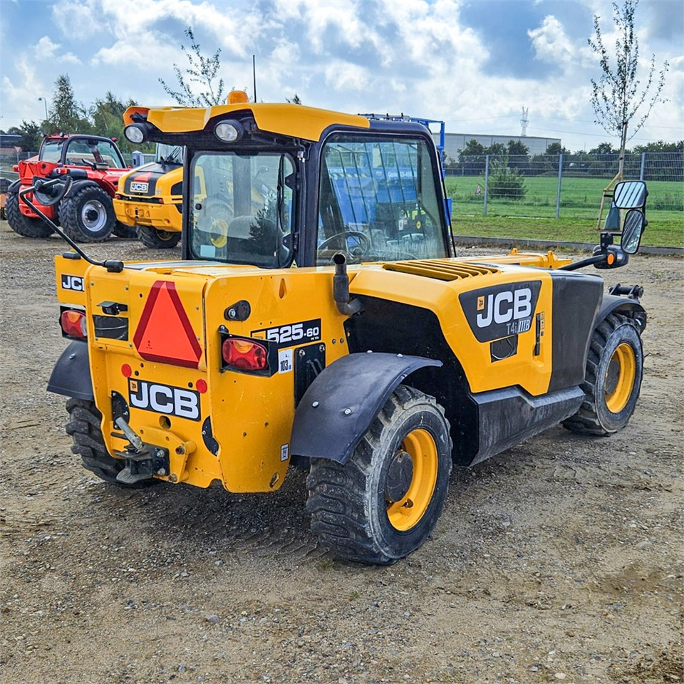 JCB 525-60T4 - Empilhador telescópico: foto 5 JCB 525-60T4 - Empilhador telescópico: foto 5
