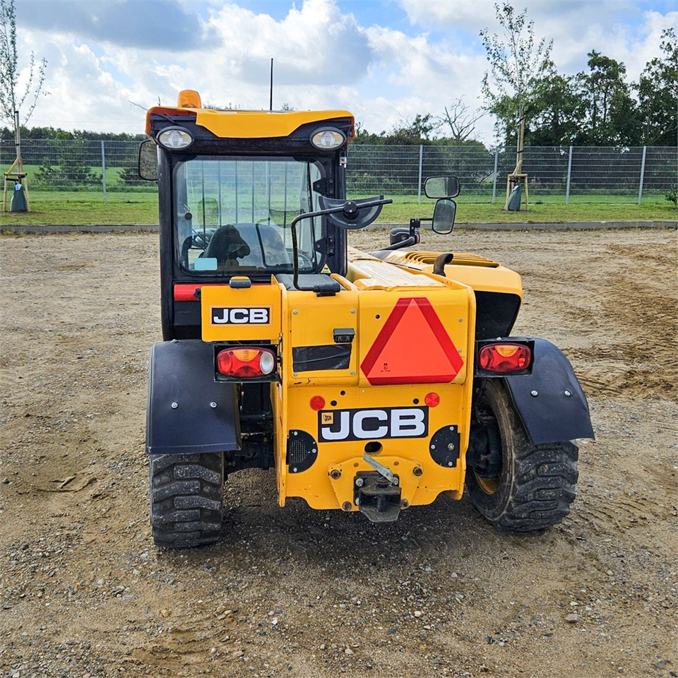 JCB 525-60T4 - Empilhador telescópico: foto 4 JCB 525-60T4 - Empilhador telescópico: foto 4