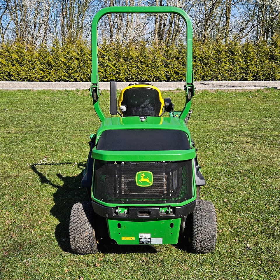 John Deere 1550 TerrainCut - Cortador de grama: foto 4 John Deere 1550 TerrainCut - Cortador de grama: foto 4