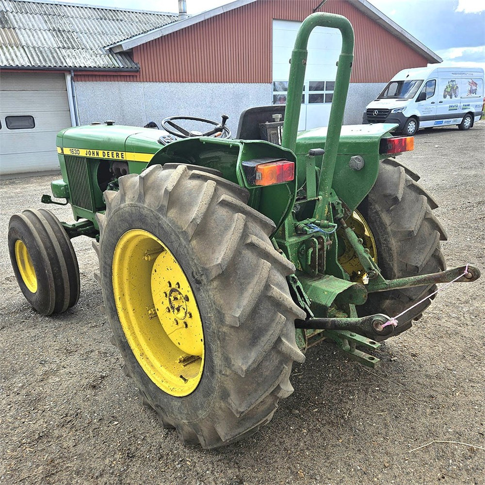 John Deere 1630 OU - Trator: foto 5 John Deere 1630 OU - Trator: foto 5