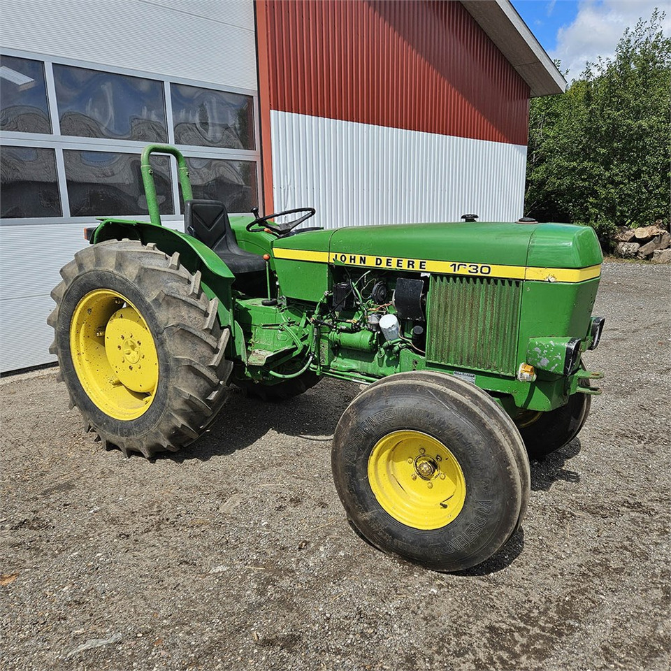 John Deere 1630 OU - Trator: foto 1 John Deere 1630 OU - Trator: foto 1