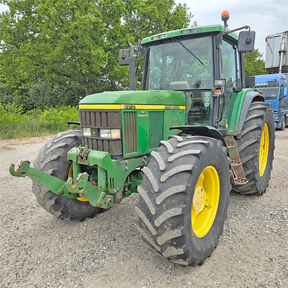 John Deere 6910 - Trator: foto 3 John Deere 6910 - Trator: foto 3