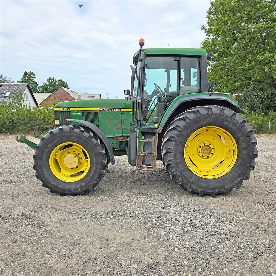 John Deere 6910 - Trator: foto 2 John Deere 6910 - Trator: foto 2