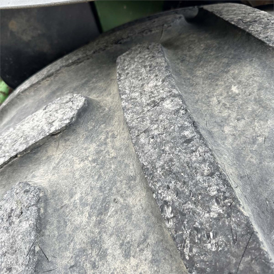 Trator John Deere 7530: foto 45