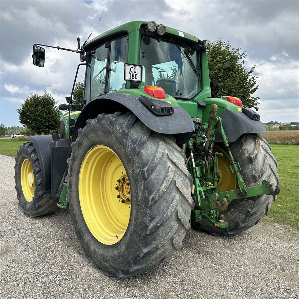Trator John Deere 7530: foto 6
