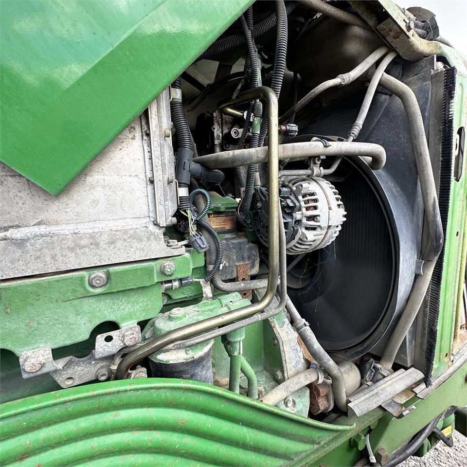 Trator John Deere 7530: foto 21