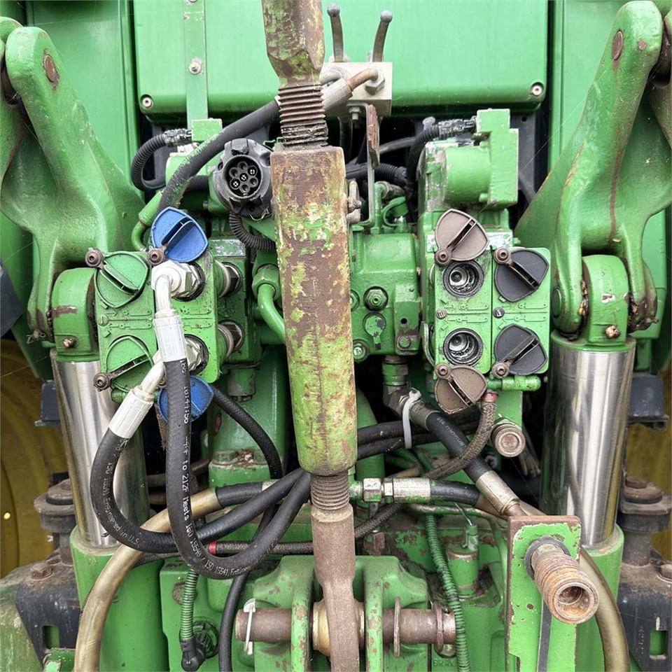 Trator John Deere 7530: foto 28