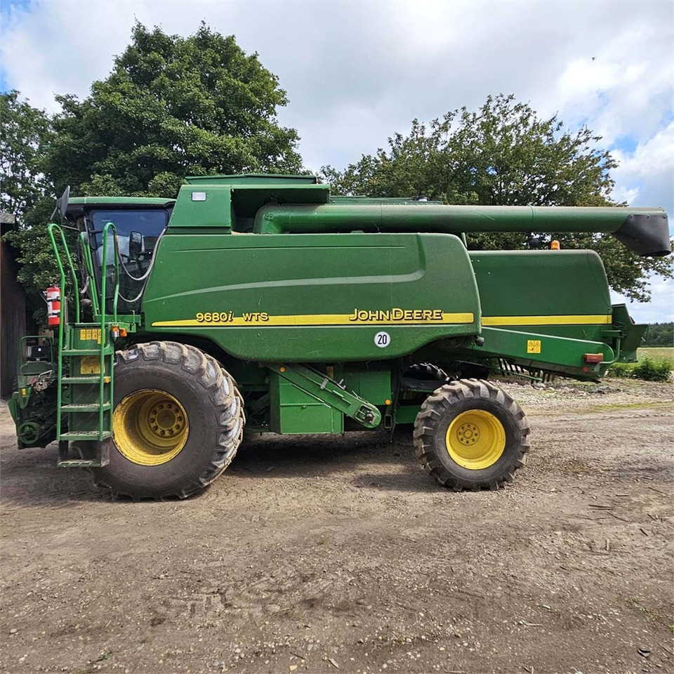 John Deere 9680i WTS - Colheitadeira: foto 1 John Deere 9680i WTS - Colheitadeira: foto 1