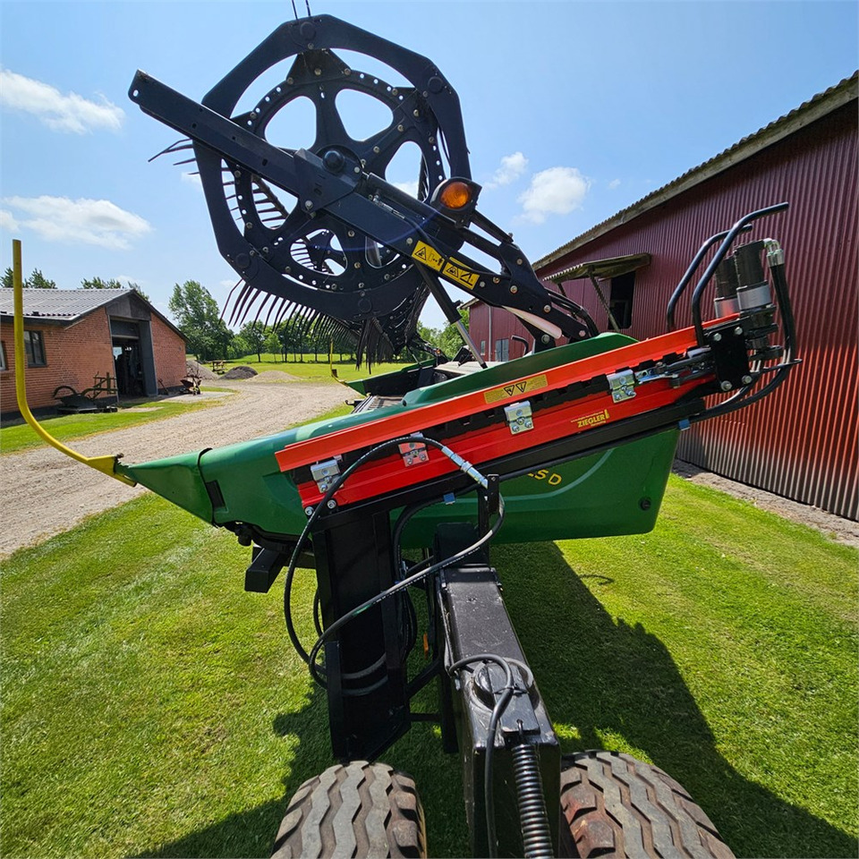 Colheitadeira John Deere W150: foto 44