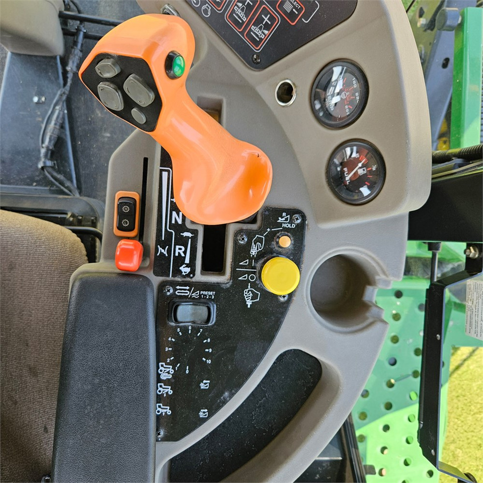 Colheitadeira John Deere W150: foto 10