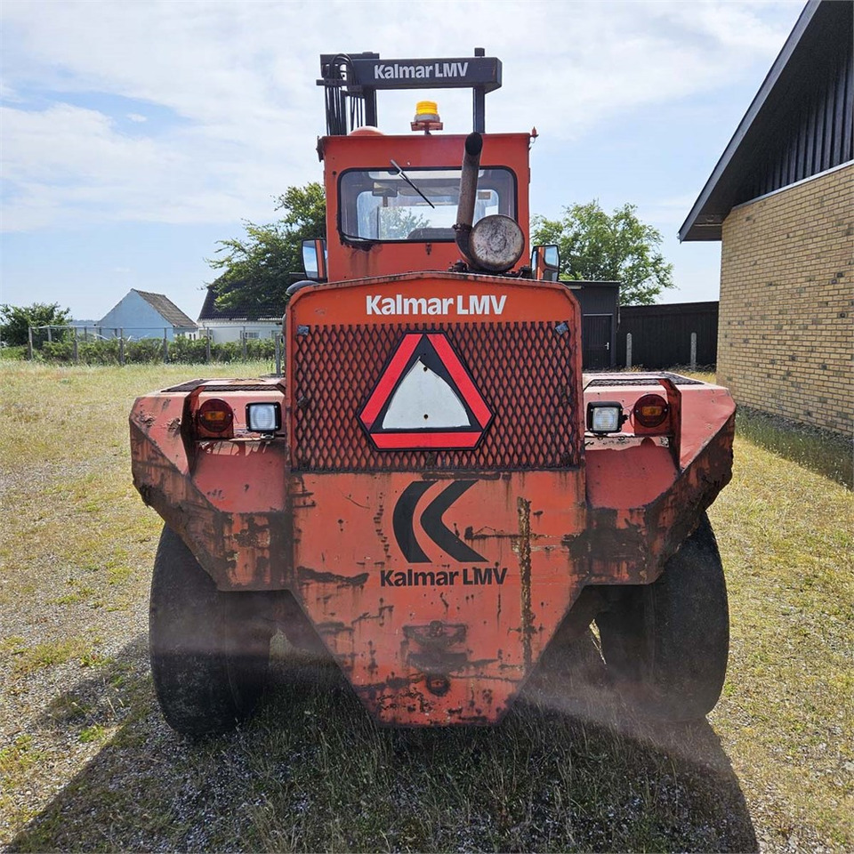 Kalmar LT12-7120 I - Empilhadeira a diesel: foto 5 Kalmar LT12-7120 I - Empilhadeira a diesel: foto 5