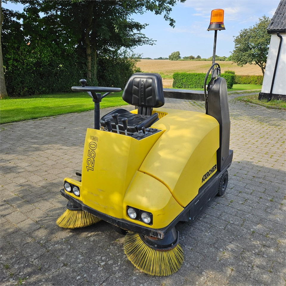 Kärcher KMR 1250 B - Varredora industrial: foto 2 Kärcher KMR 1250 B - Varredora industrial: foto 2