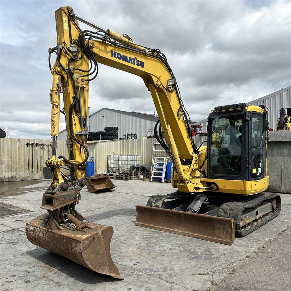 Komatsu PC88MR-8 - Mini escavadeira: foto 4 Komatsu PC88MR-8 - Mini escavadeira: foto 4