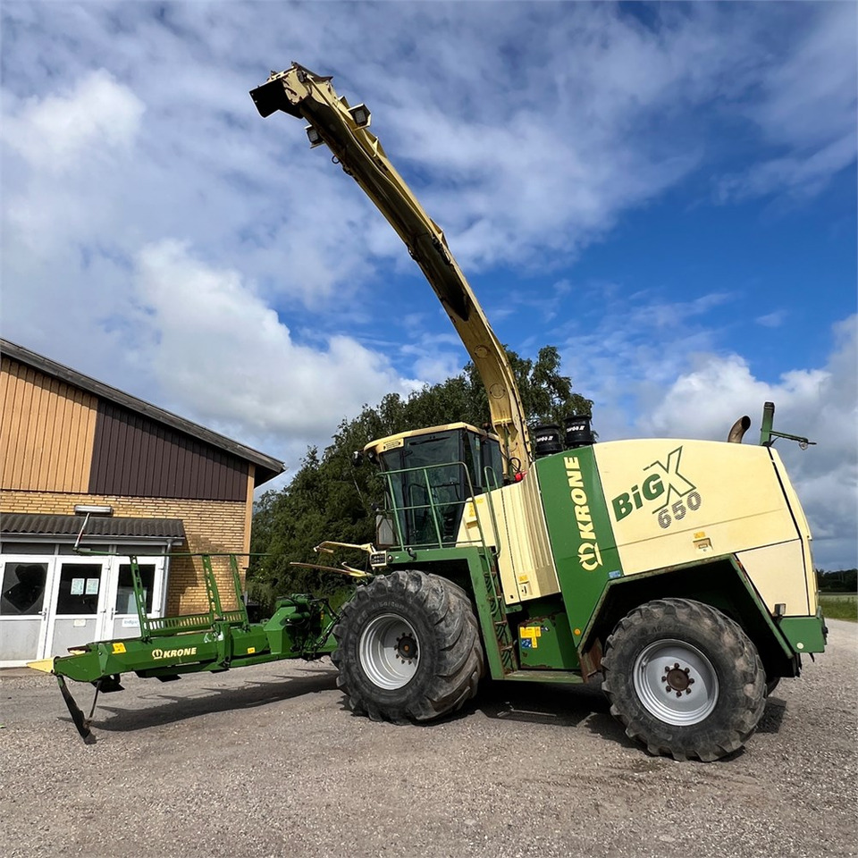 Krone BIG X 650 - Picadora de forragem automotriz: foto 5 Krone BIG X 650 - Picadora de forragem automotriz: foto 5
