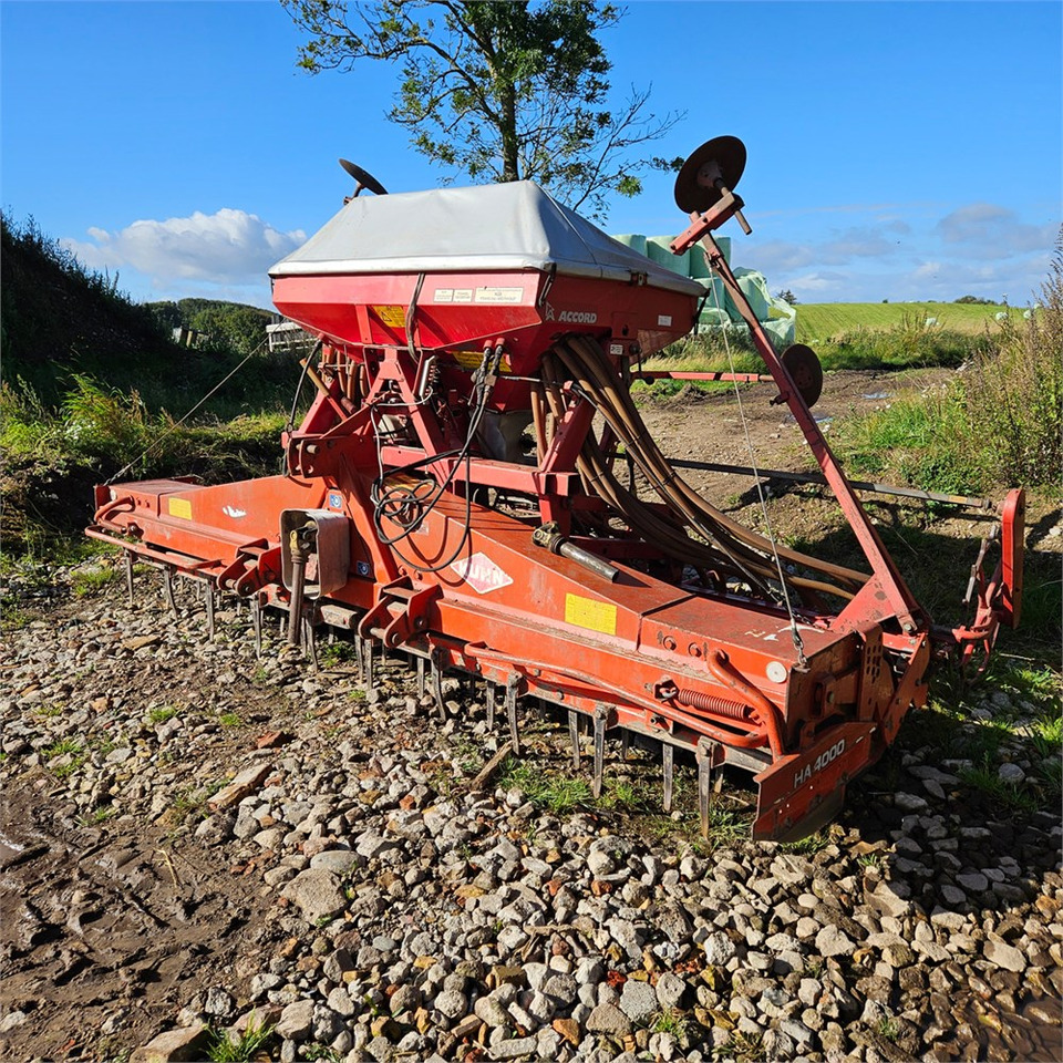 Kverneland Accord Pneumatic DA - Máquina para semear: foto 1 Kverneland Accord Pneumatic DA - Máquina para semear: foto 1