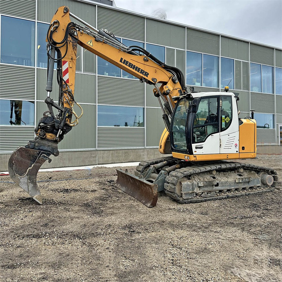 Liebherr R914 Compact Litronic - Mini escavadeira: foto 1 Liebherr R914 Compact Litronic - Mini escavadeira: foto 1