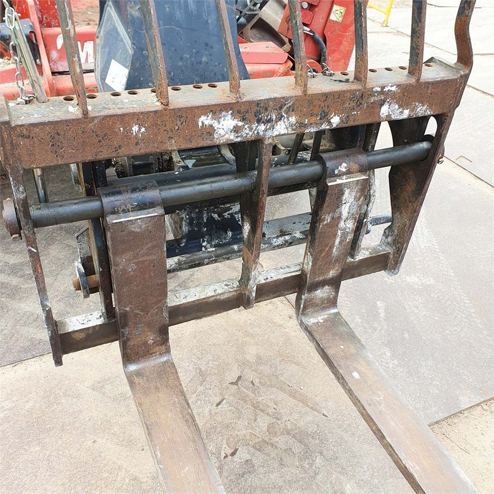 Empilhador telescópico Manitou MT1840 A: foto 11