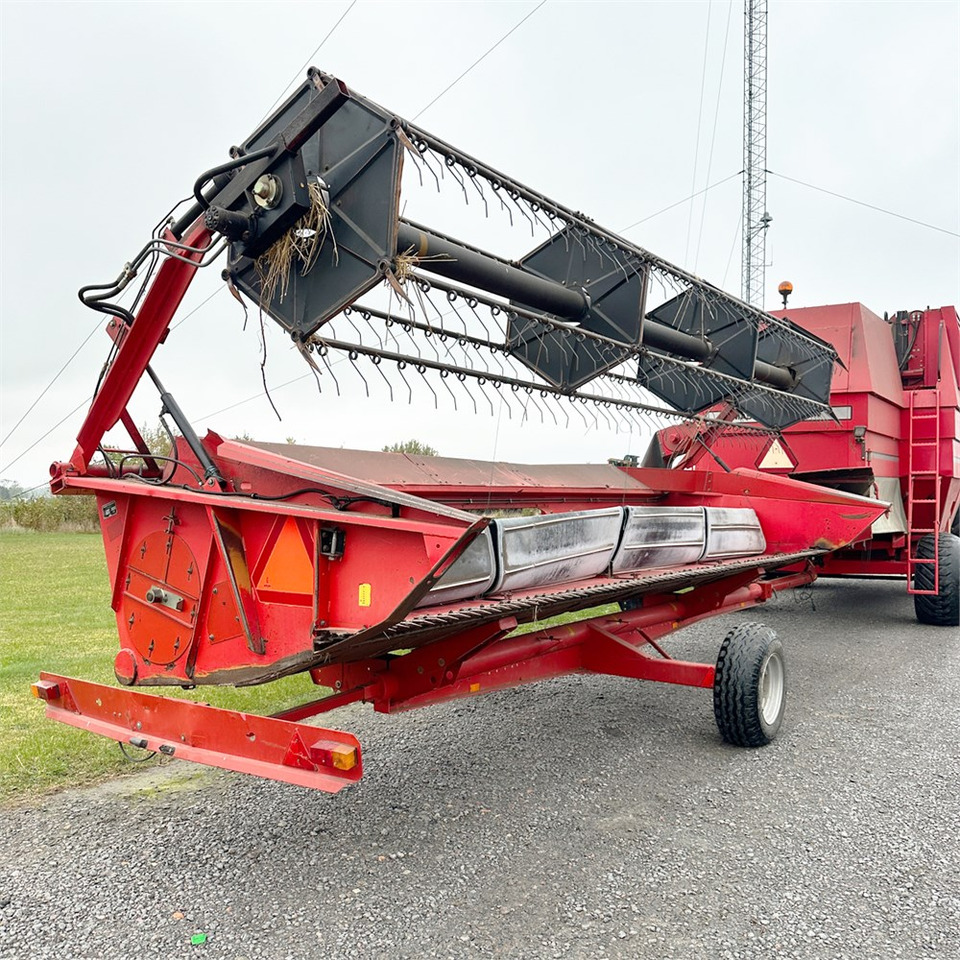 Colheitadeira Massey Ferguson 36: foto 10