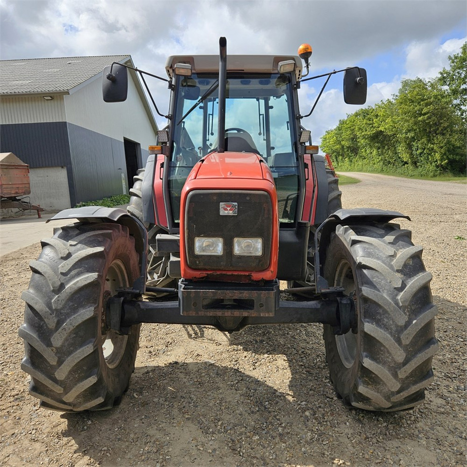 Massey Ferguson 4270 - Trator: foto 5 Massey Ferguson 4270 - Trator: foto 5