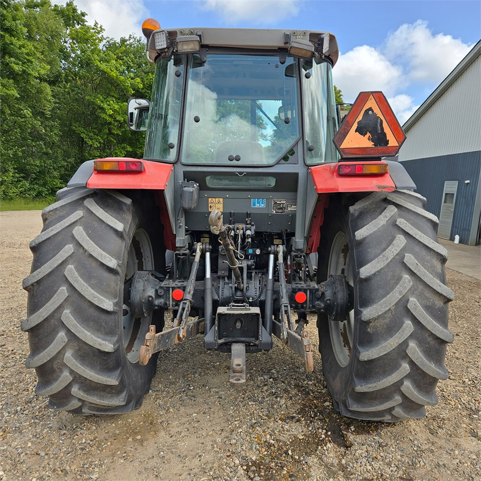 Massey Ferguson 4270 - Trator: foto 4 Massey Ferguson 4270 - Trator: foto 4