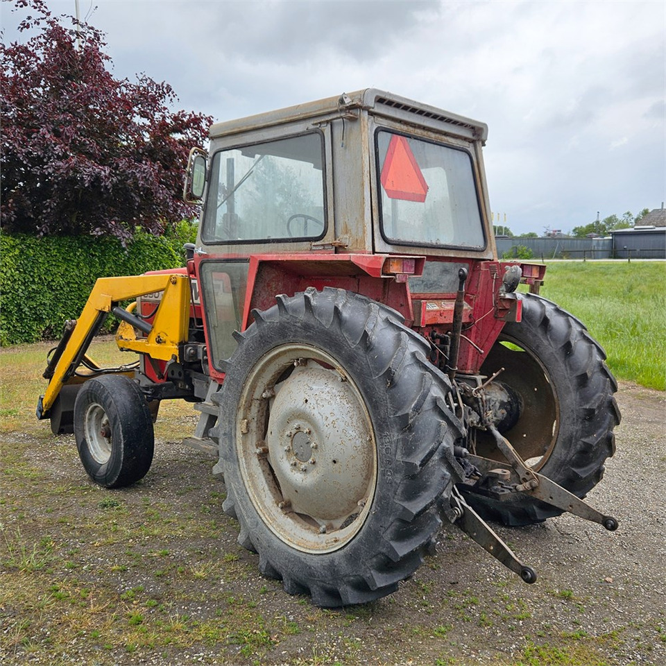 Massey Ferguson 590 - Trator: foto 4 Massey Ferguson 590 - Trator: foto 4