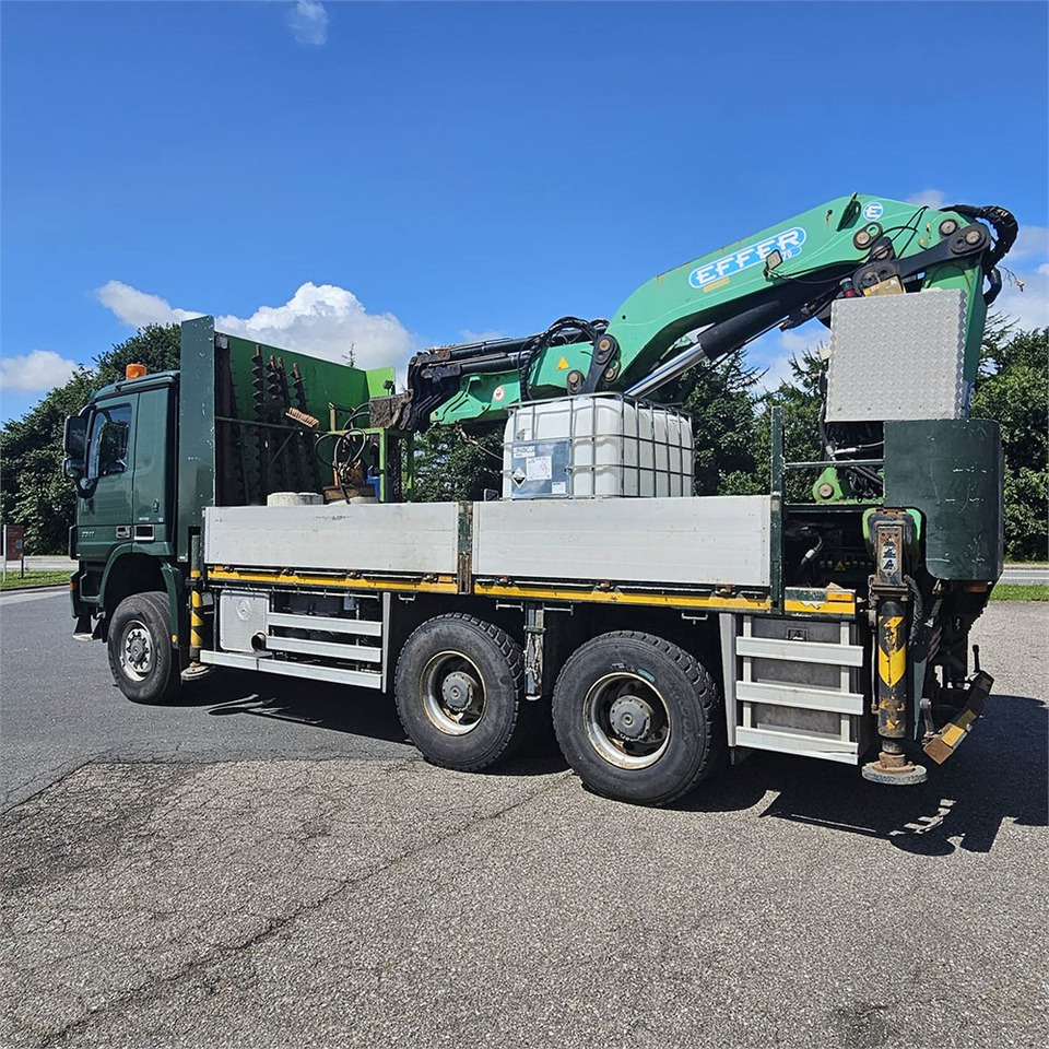 Mercedes Actros 3341 A BlueTec 5 - Camião de caixa aberta/ Plataforma, Camião grua: foto 3 Mercedes Actros 3341 A BlueTec 5 - Camião de caixa aberta/ Plataforma, Camião grua: foto 3
