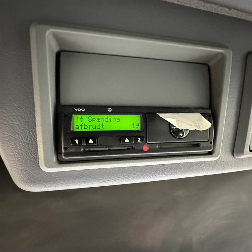 Caminhão de lixo Mercedes ECONIC 2629: foto 20