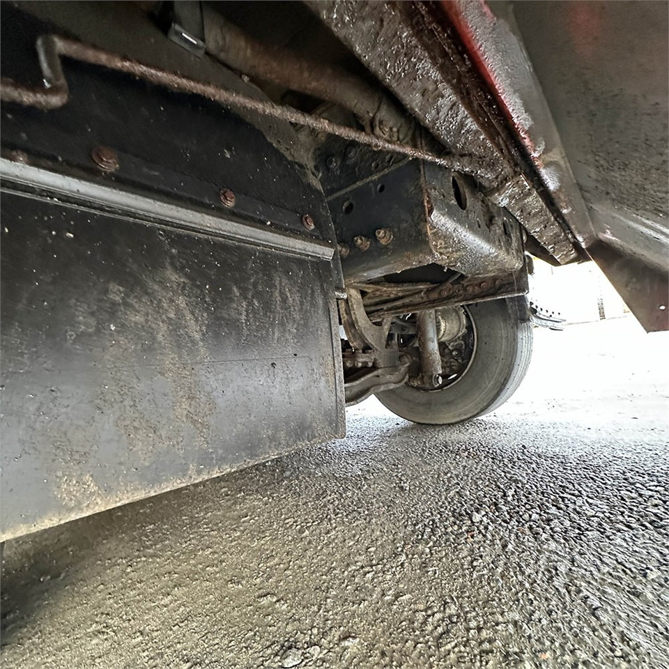 Caminhão de lixo Mercedes ECONIC 2629: foto 49