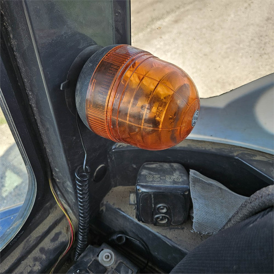 Mini escavadeira New Holland E39 B: foto 17