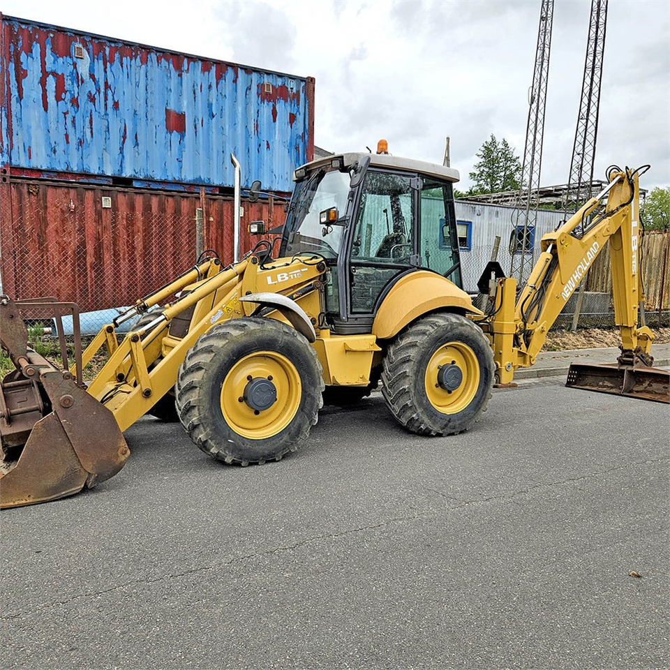 New Holland LB115 - Retroescavadeira: foto 2 New Holland LB115 - Retroescavadeira: foto 2