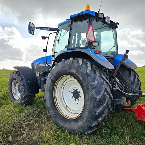 New Holland TM165 - Trator: foto 4 New Holland TM165 - Trator: foto 4