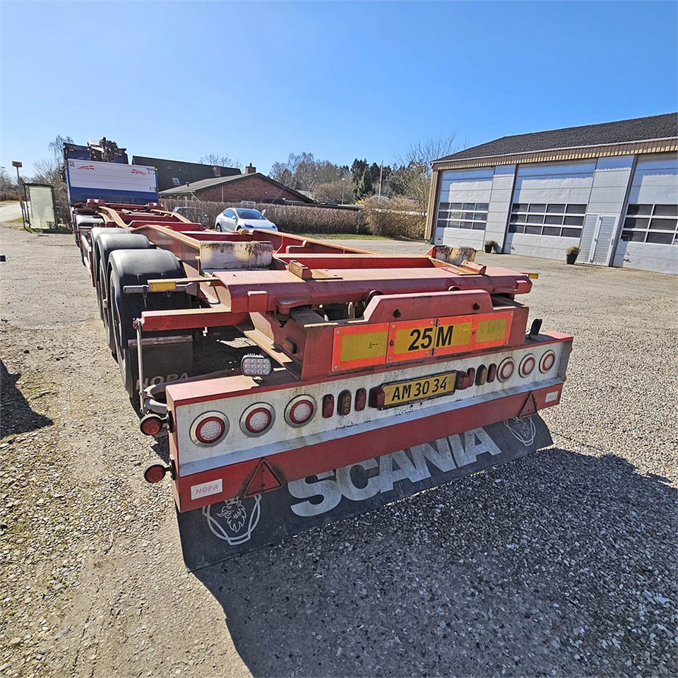 Nopa TSC 400 - Semi-reboque transportador de contêineres/ Caixa móvel: foto 4 Nopa TSC 400 - Semi-reboque transportador de contêineres/ Caixa móvel: foto 4