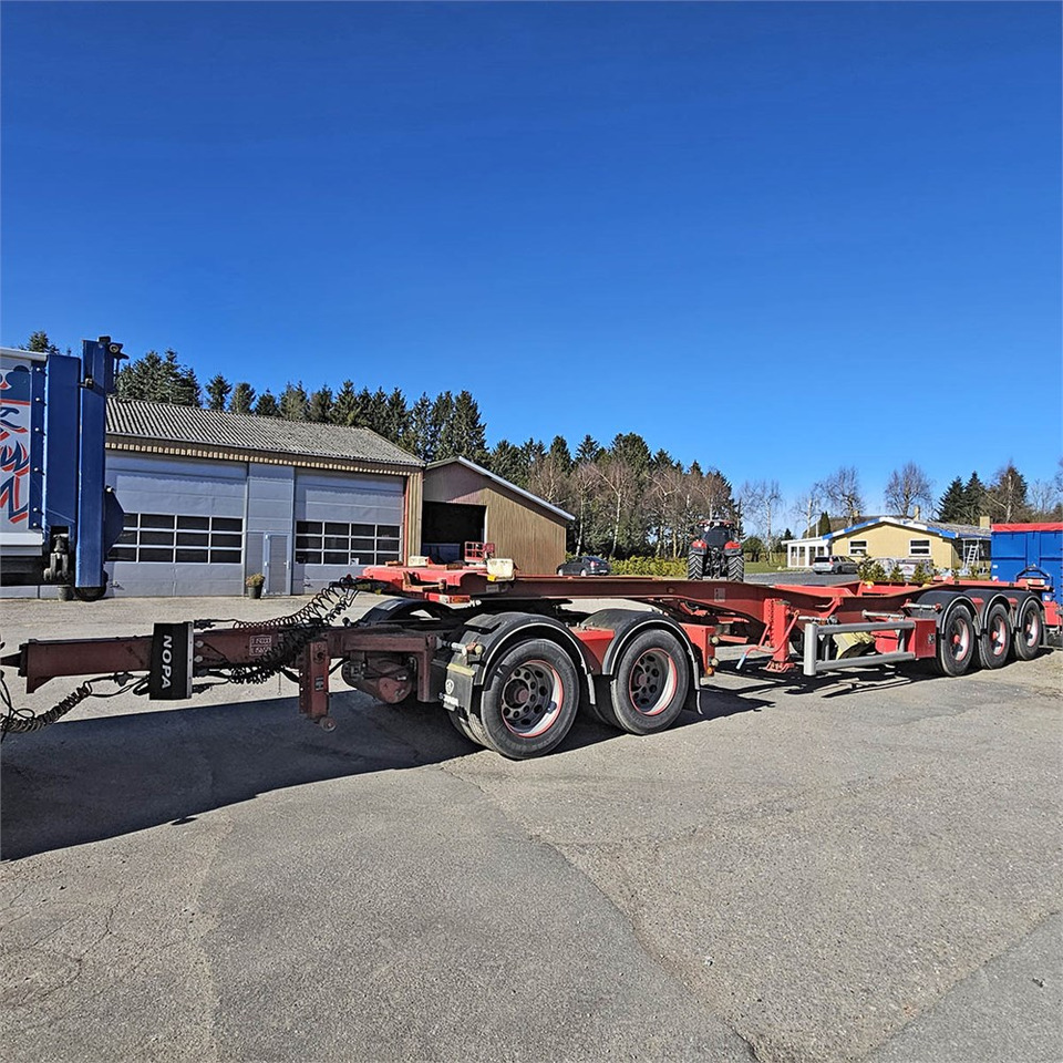 Nopa TSC 400 - Semi-reboque transportador de contêineres/ Caixa móvel: foto 2 Nopa TSC 400 - Semi-reboque transportador de contêineres/ Caixa móvel: foto 2