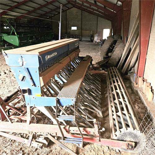 Nordsten CLP400 Kombi flex - Máquina para semear: foto 4 Nordsten CLP400 Kombi flex - Máquina para semear: foto 4