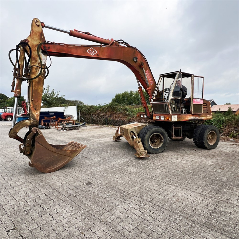 O&K MH4 FA2 - Escavadeira de rodas: foto 2 O&K MH4 FA2 - Escavadeira de rodas: foto 2