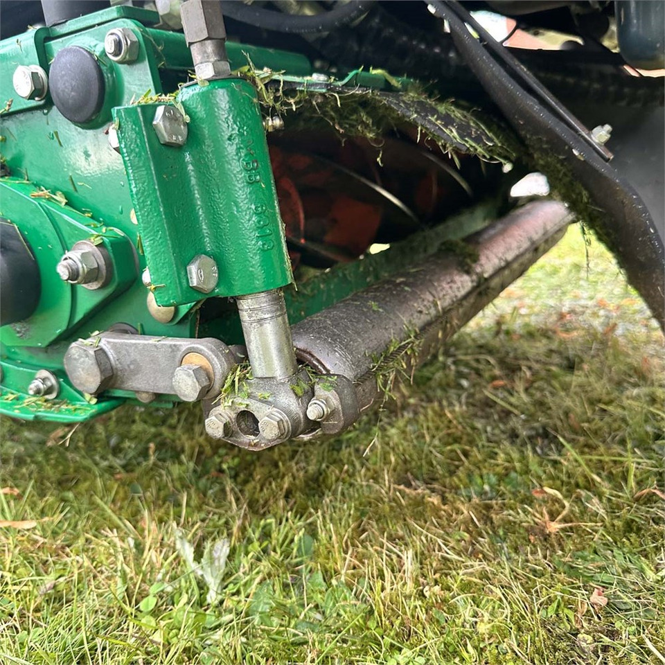 Cortador de grama Ransomes Highway 3 4WD: foto 25