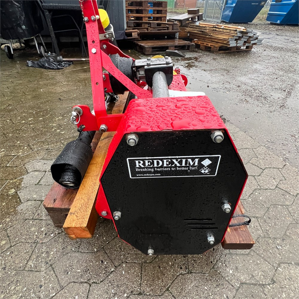 Redexim VC1200 - Cortador de grama: foto 4 Redexim VC1200 - Cortador de grama: foto 4