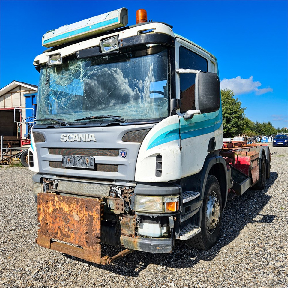 Scania P310 - Camião com sistema de cabo: foto 3 Scania P310 - Camião com sistema de cabo: foto 3