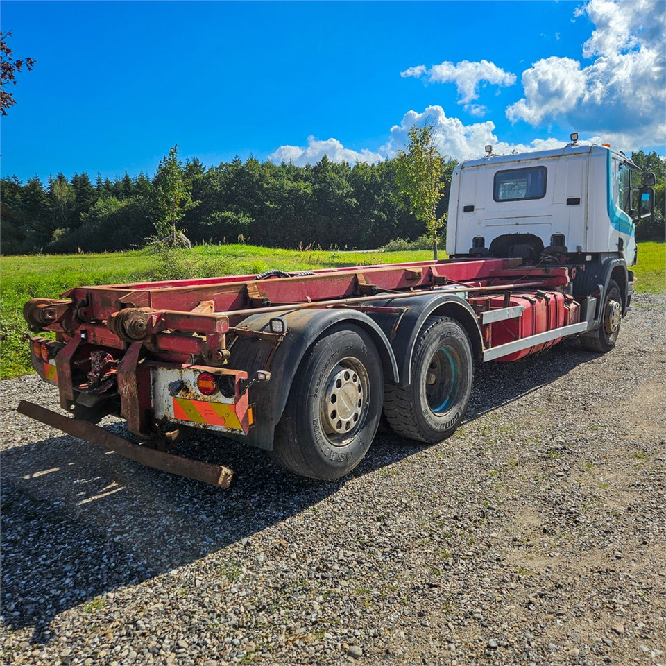 Scania P310 - Camião com sistema de cabo: foto 4 Scania P310 - Camião com sistema de cabo: foto 4