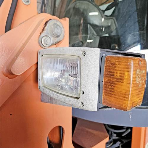 Pá carregadora de rodas Terex TL100: foto 25