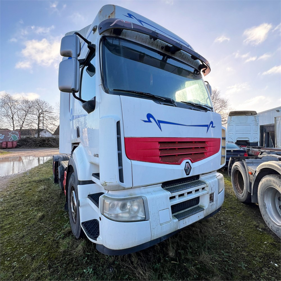 Renault 440 DXI Gigant - Tractor: foto 3 Renault 440 DXI Gigant - Tractor: foto 3