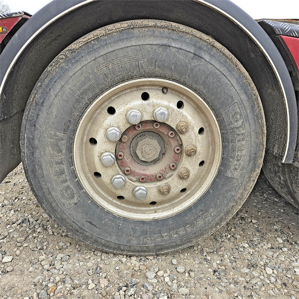 Tractor Scania R560: foto 45 Tractor Scania R560: foto 45